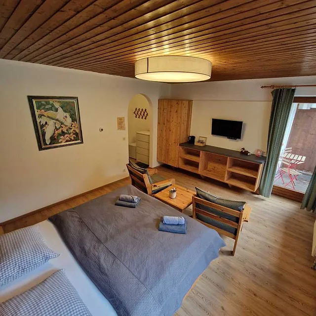 Doppelzimmer mit Balkon